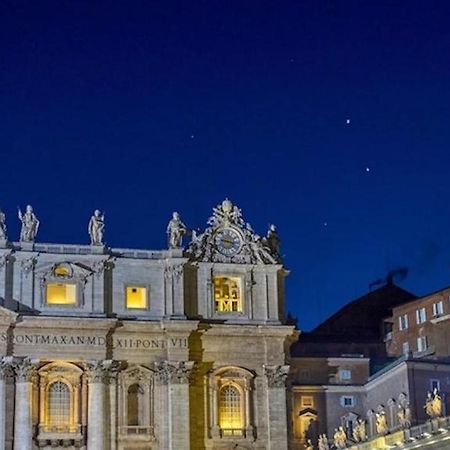 Happy Holiday In Rome B&B Bagian luar foto