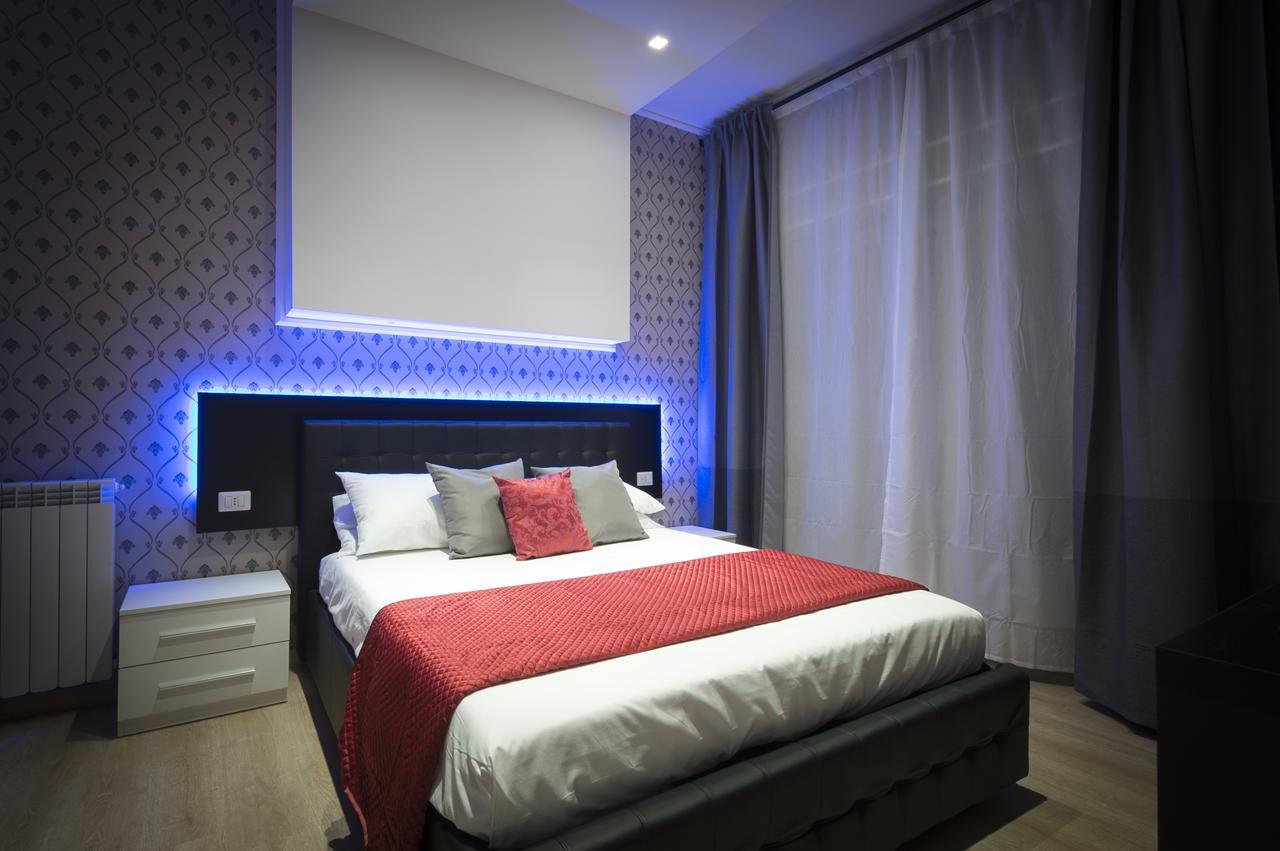 Happy Holiday In Rome B&B Bagian luar foto