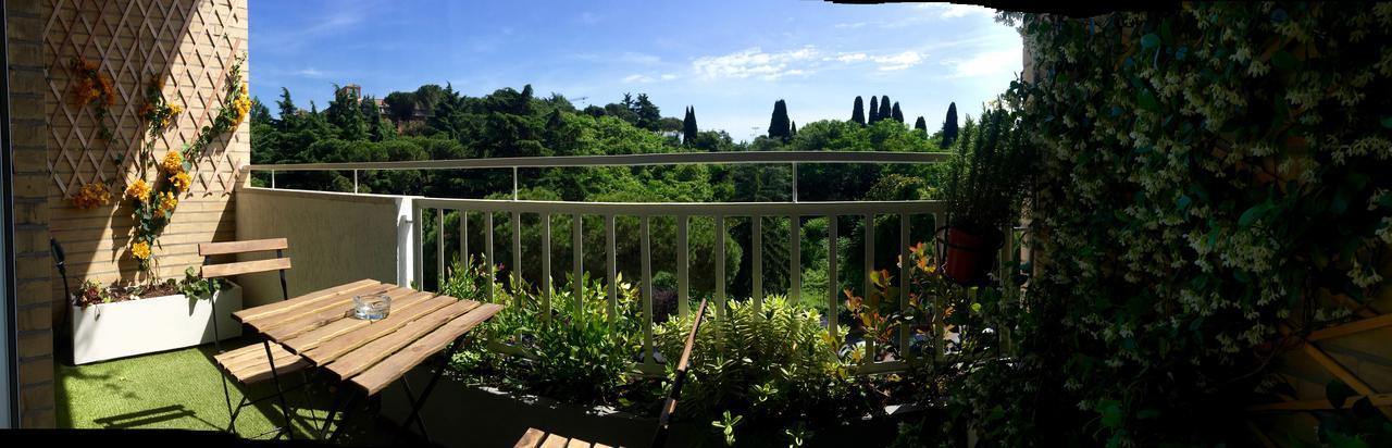 Happy Holiday In Rome B&B Bagian luar foto