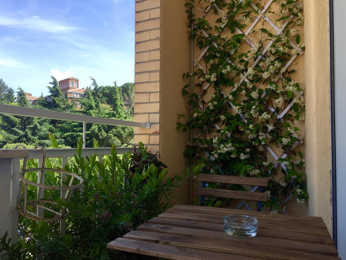 Happy Holiday In Rome B&B Bagian luar foto